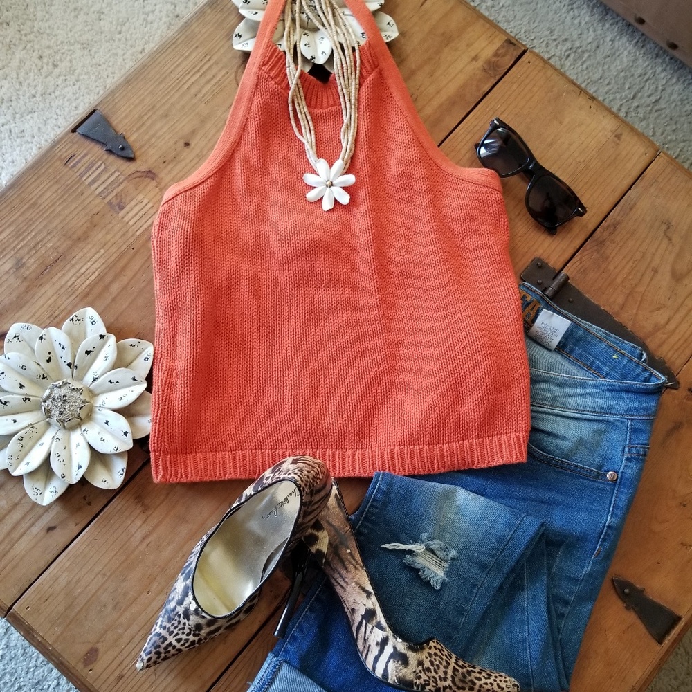 EXPRESS Knit halter. Size M